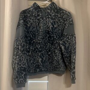 JoyLab Textured Black and Gray Pullover